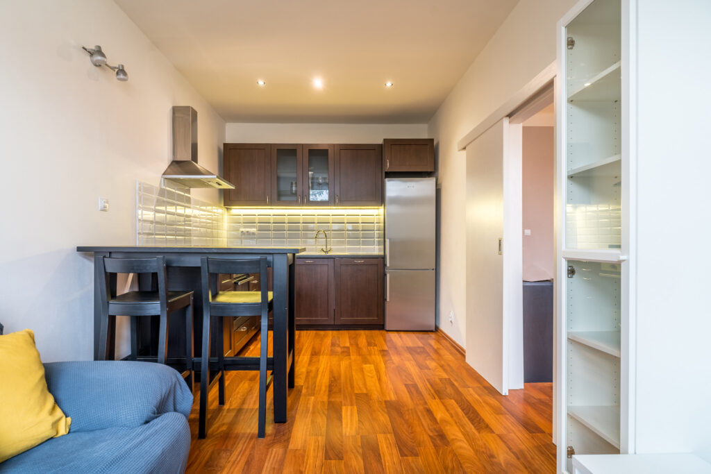 Pronájem zařízeného bytu 1+1, 43 m², Praha 6 – Břevnov